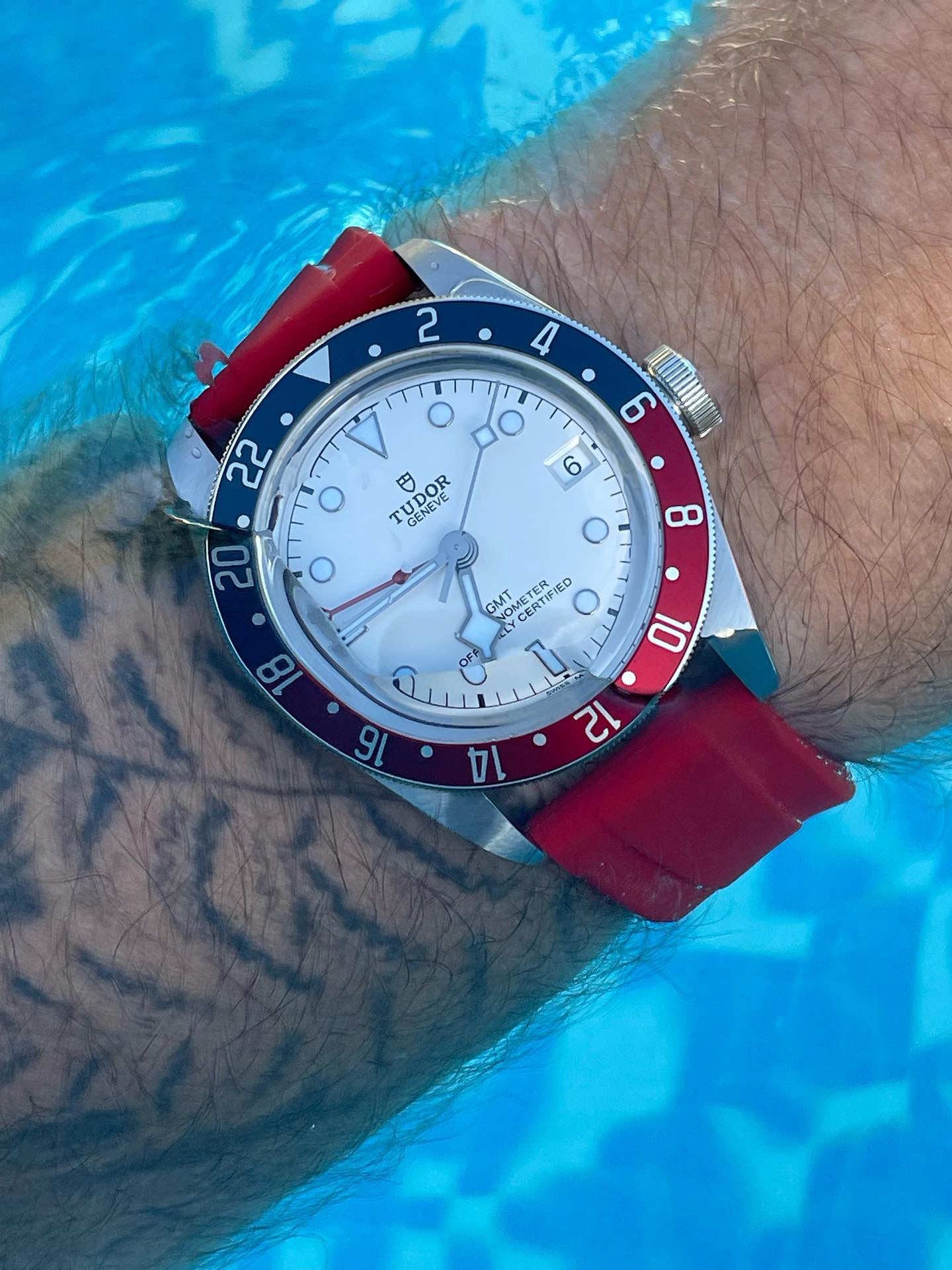 Correa de caucho de liberación rápida para reloj Tudor Black Bay, color rojo escarlata