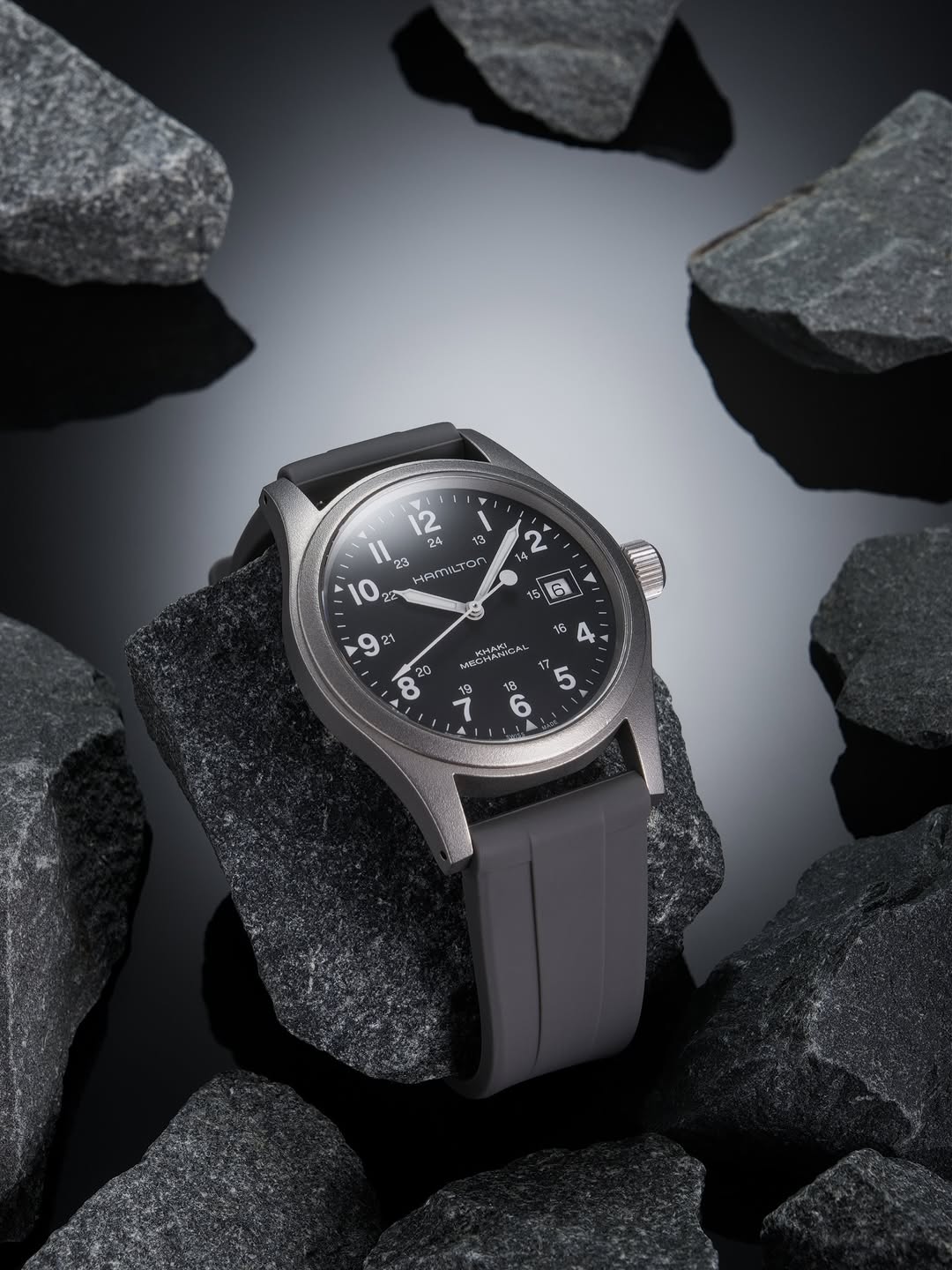 The Most Versatile Strap Colors (and Why Grey Might Be the Best)