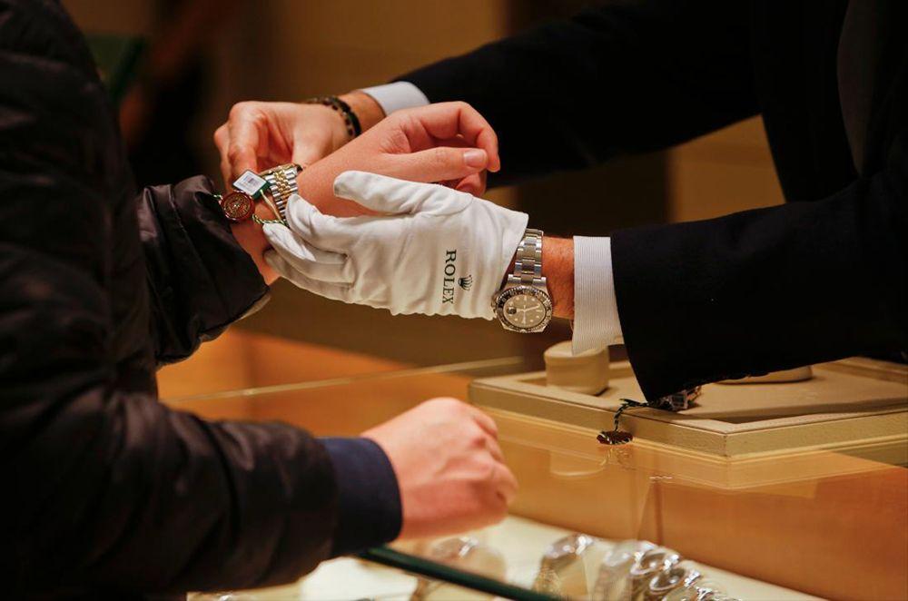 Inside the Power of Authorized Dealers