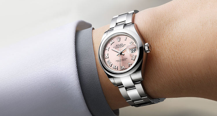 Elegant Timepieces: The Best Luxury Watches for Women