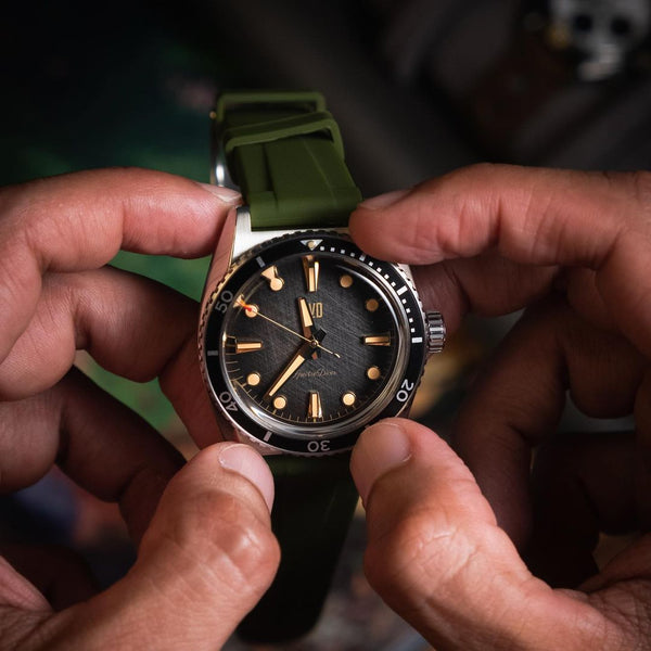 Embrace Autumn in Style: The Versatility of Olive Green Watch Straps