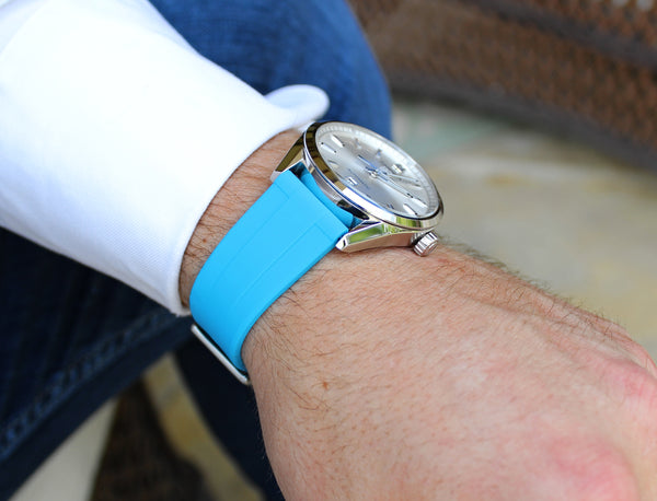 Introducing WIS Strap's Miami Blue Quick Release Watch Straps: A Splash of Versatile Elegance
