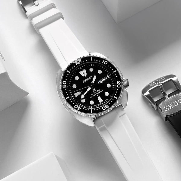Exploring the Abyss: Top 5 Dive Watches Under $5000