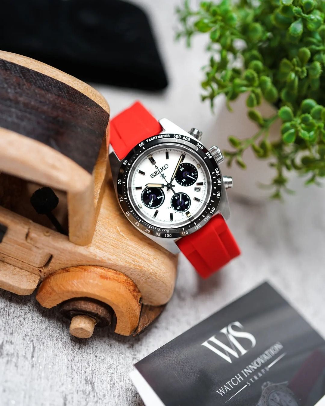 Seiko on Red Rubber Quick Release Watch Band | WIS Watch Straps