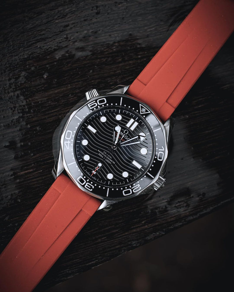 SCARLET RED - QUICK RELEASE RUBBER WATCH STRAP FOR OMEGA SEAMASTER