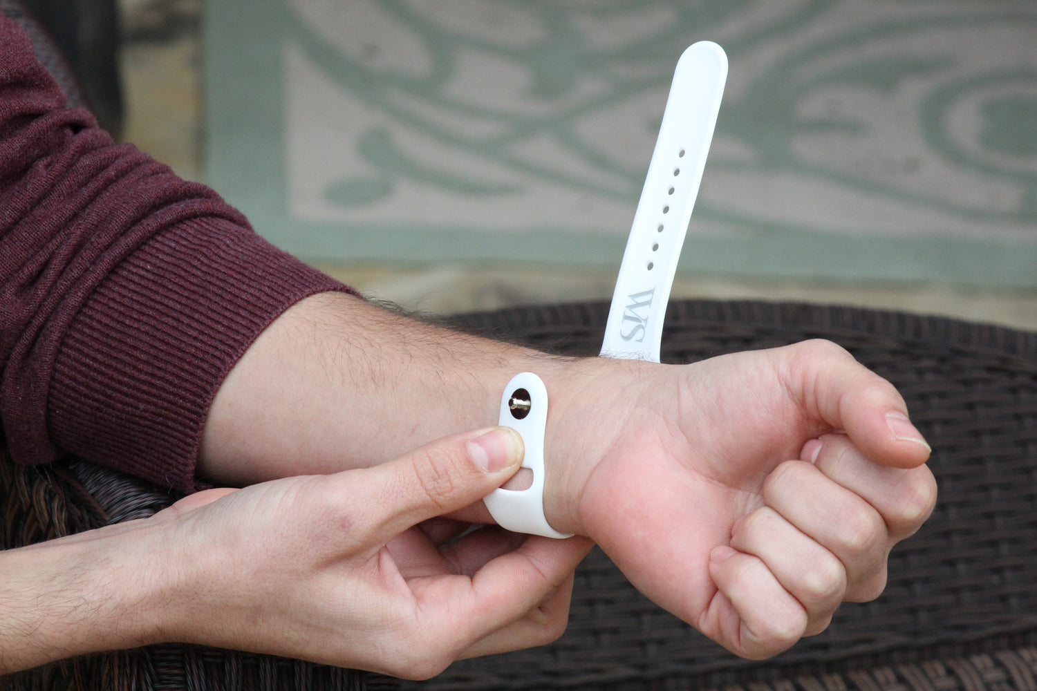White - Rubber Watch Strap For Apple Watch