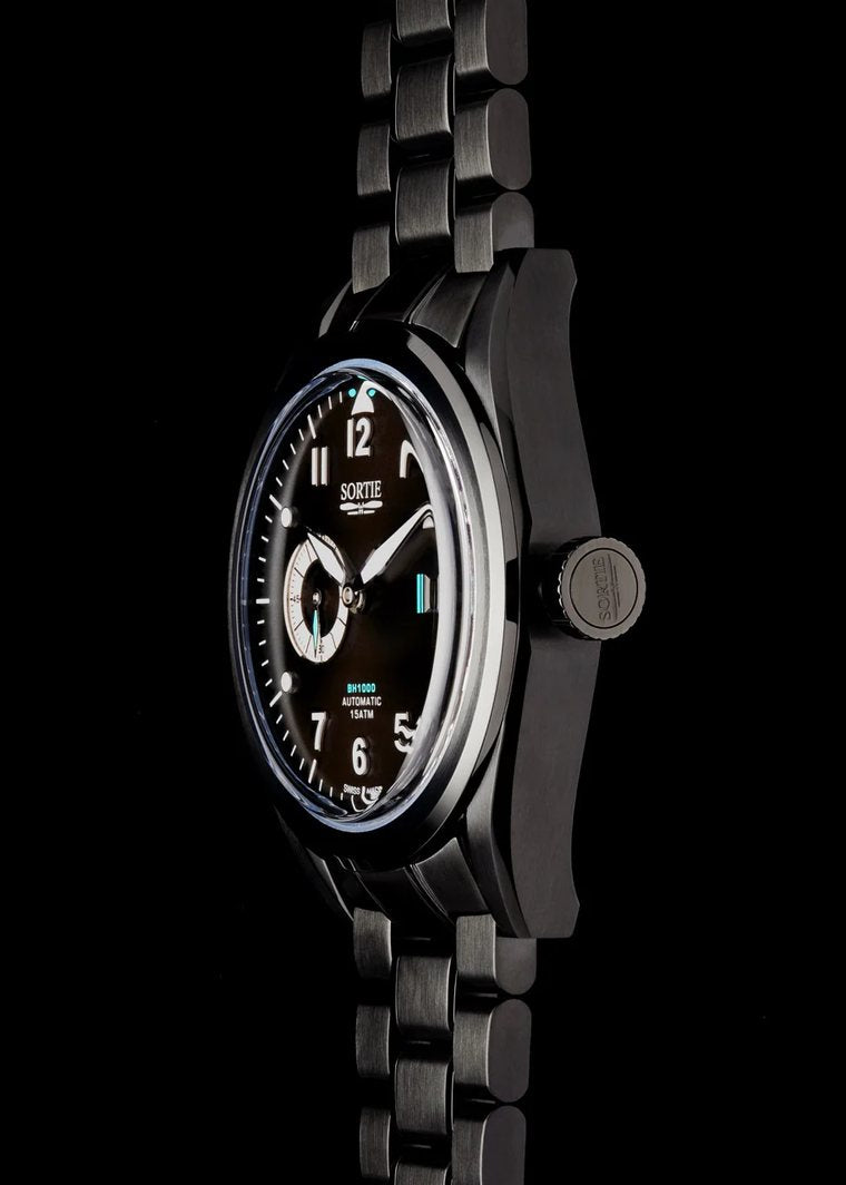 BH1000 Stealth Black — studio